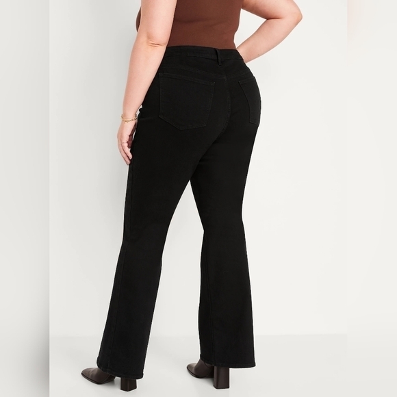 28 - Old Navy | Extra High-Waisted 360° Stretch Trouser Flare Black Jeans - Picture 3 of 4